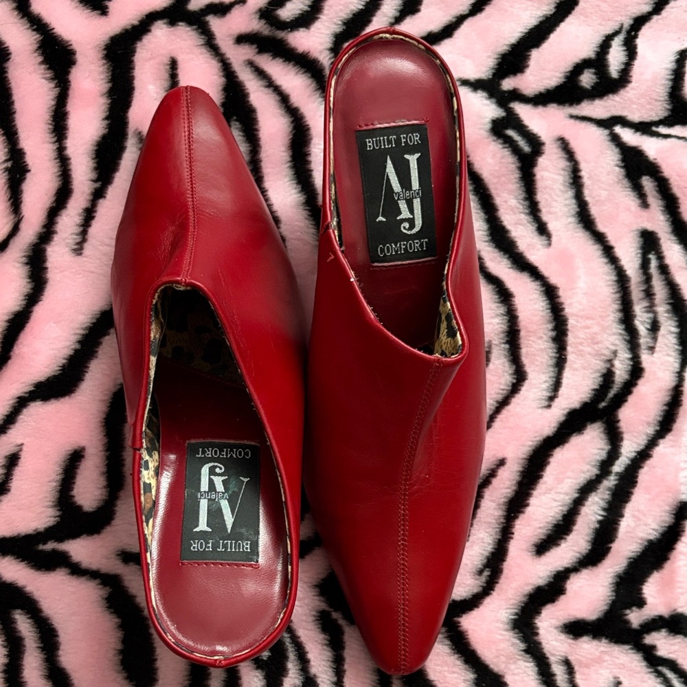 Women's Red Comfort Shoes